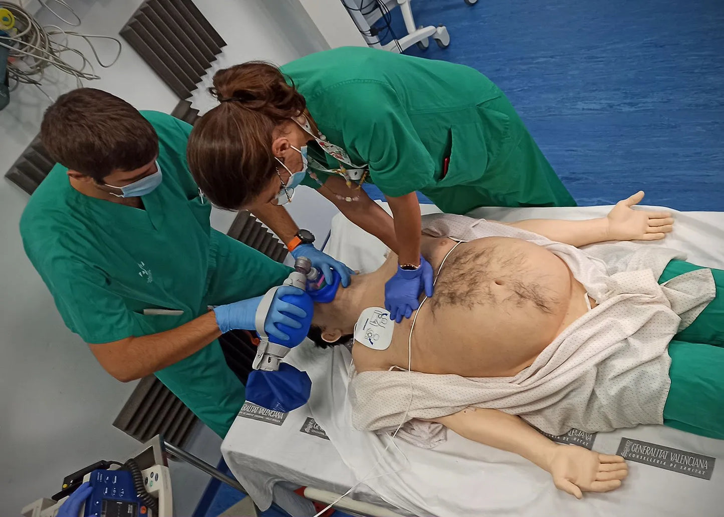 Paul - Realistic head-to-abdomen overlay for simulation manikin (Emulant)